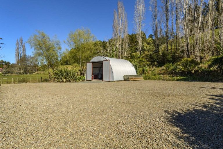 Photo of property in 30r Ngapeke Road, Welcome Bay, Tauranga, 3175