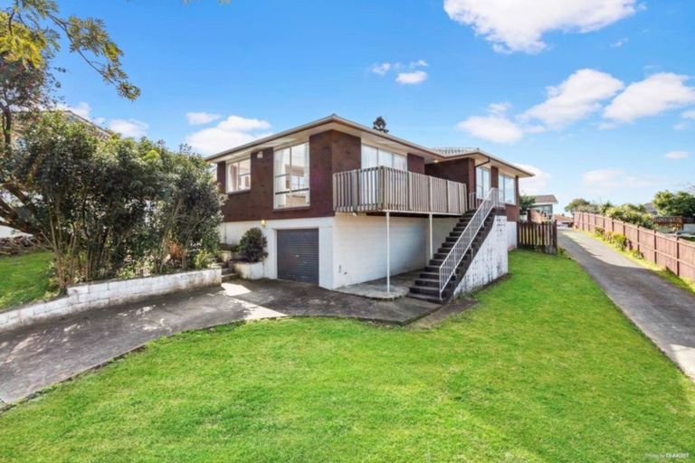 Photo of property in 36 Rotoiti Avenue, Pakuranga Heights, Auckland, 2010