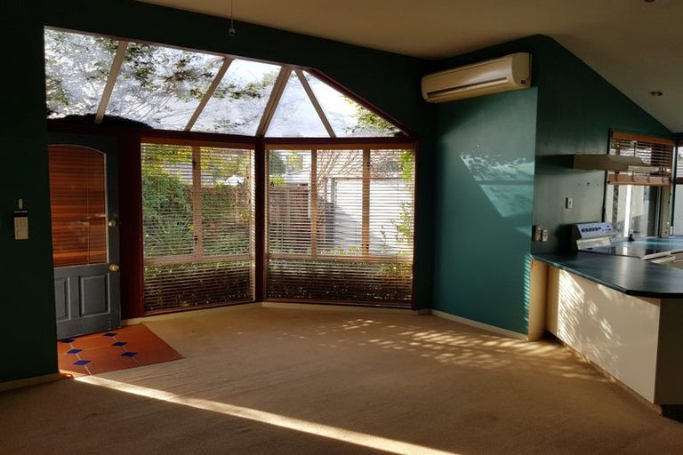 Photo of property in 82 Caledonian Road, St Albans, Christchurch, 8014