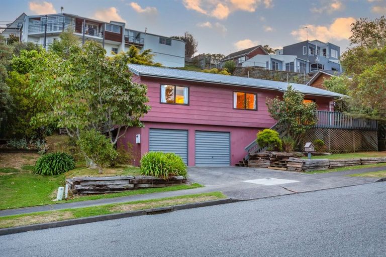 Photo of property in 8 Shackle Lane, Whitby, Porirua, 5024