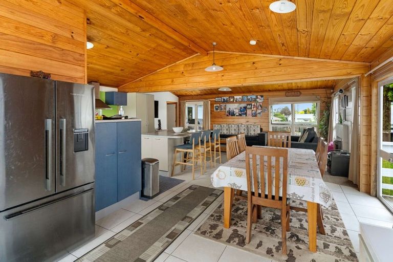 Photo of property in 4 Gordon Paul Place, Tuakau, 2121