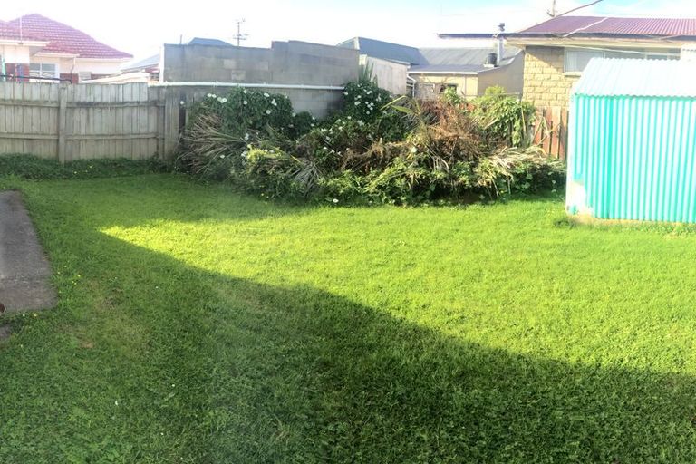 Photo of property in 16 Scott Street, Saint Kilda, Dunedin, 9012