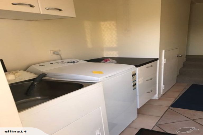 Photo of property in 1/46 Blakeborough Drive, Forrest Hill, Auckland, 0620