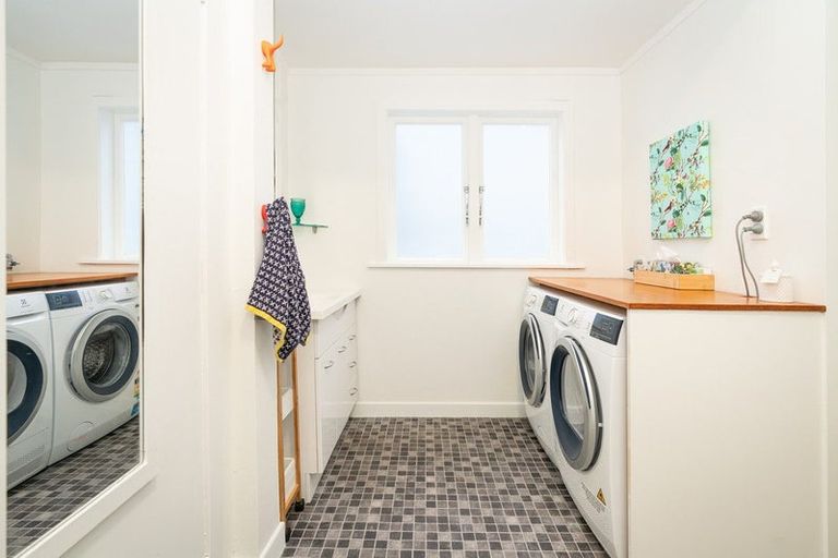 Photo of property in 2/16 Marewa Road, Hataitai, Wellington, 6021
