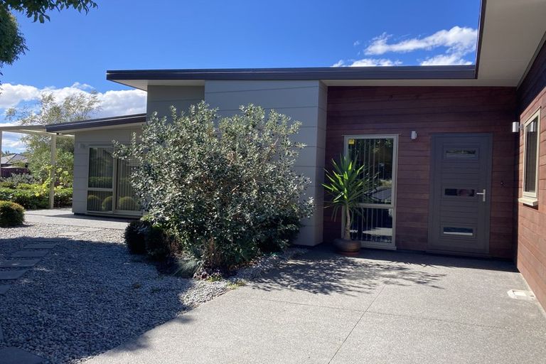 Photo of property in 17 Birchs Road, Prebbleton, 7604