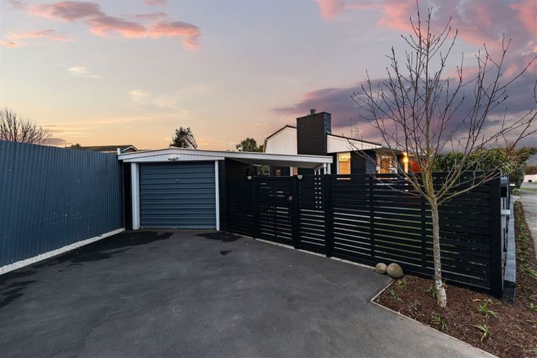 Photo of property in 1/1 Ketton Place, St Albans, Christchurch, 8052