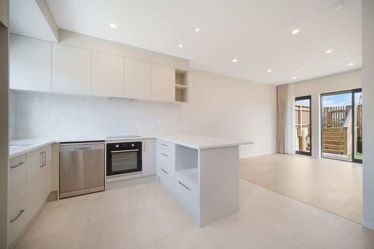 Photo of property in 7/65 Moire Road, Massey, Auckland, 0614