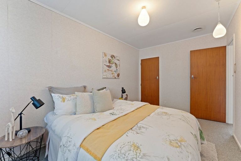 Photo of property in 28b Wood Street, Takaro, Palmerston North, 4410