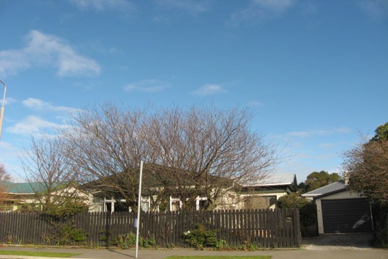 Photo of property in 229 Springfield Road, St Albans, Christchurch, 8014