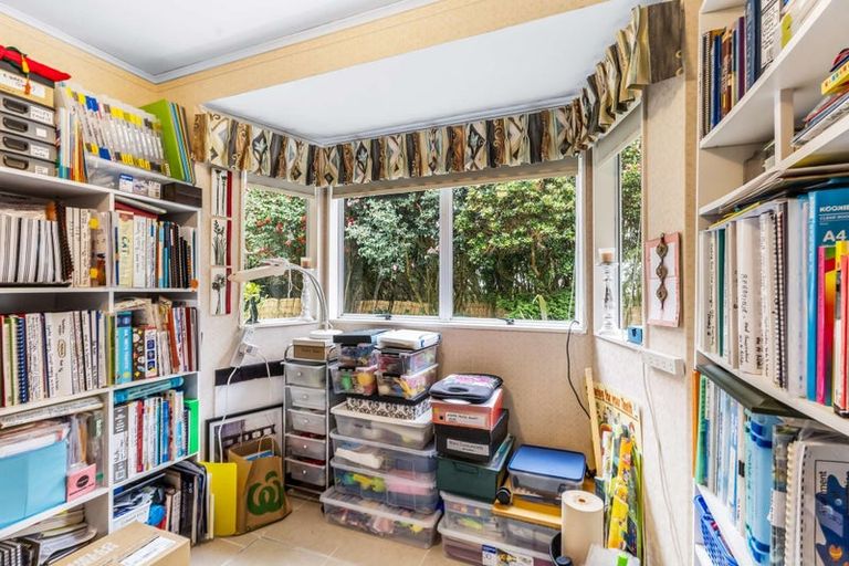 Photo of property in 55 Branch Road, Highlands Park, New Plymouth, 4312