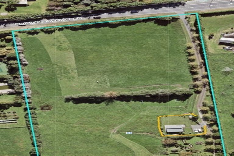 Photo of property in 33 Brigham Creek Road, Whenuapai, Auckland, 0618