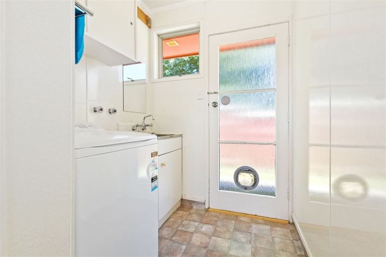 Photo of property in 16 Beverley Crescent, Hillcrest, Hamilton, 3216