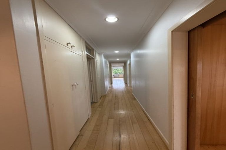 Photo of property in 13 Peter Terrace, Castor Bay, Auckland, 0620