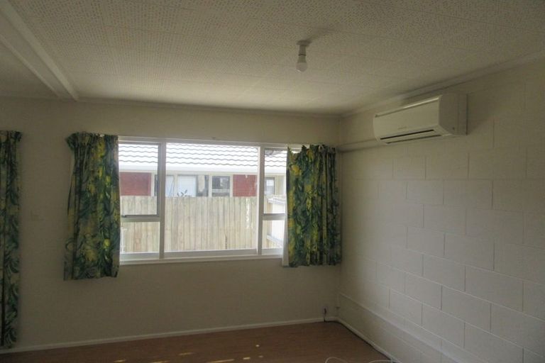 Photo of property in 4/49 Picton Avenue, Riccarton, Christchurch, 8011