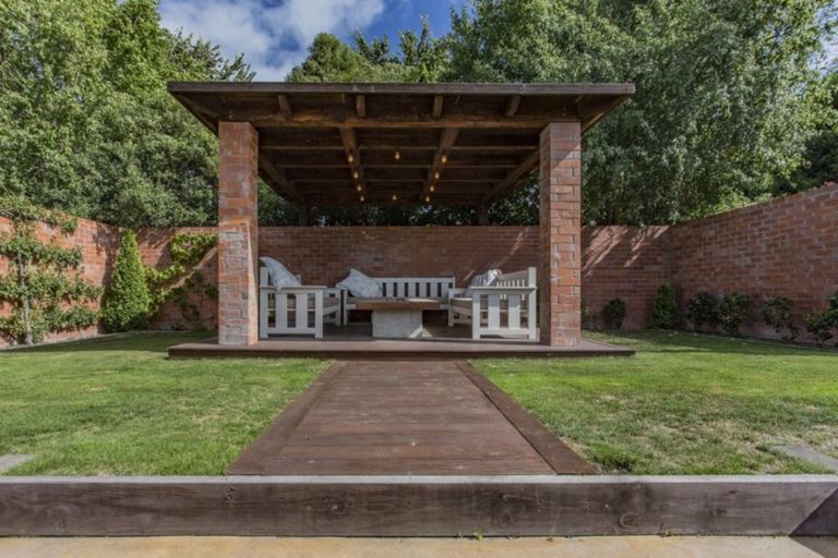 Photo of property in 54 Oakgrove Drive, Rangiora, 7400