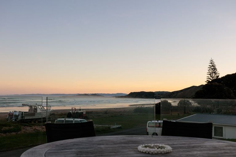 Photo of property in 6 Makorori Beach Road, Makorori, Gisborne, 4073