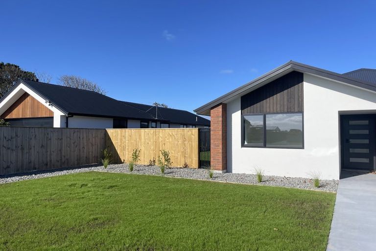 Photo of property in 72 Turuturu Road, Hawera, 4674