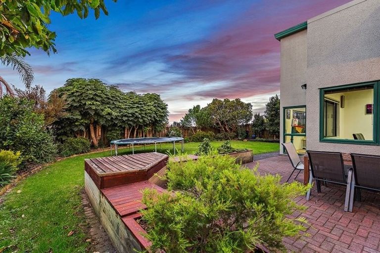 Photo of property in 151 Colwill Road, Massey, Auckland, 0614