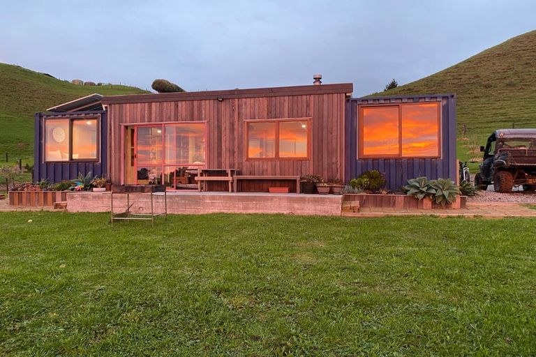 Photo of property in 378 Hursthouse Road, Tarurutangi, Inglewood, 4389