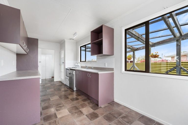 Photo of property in 9 Karamea Crescent, Kelvin Grove, Palmerston North, 4414