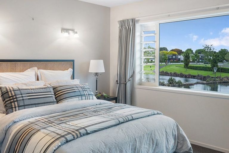 Photo of property in 10 Lake Drive, Karaka, Papakura, 2113