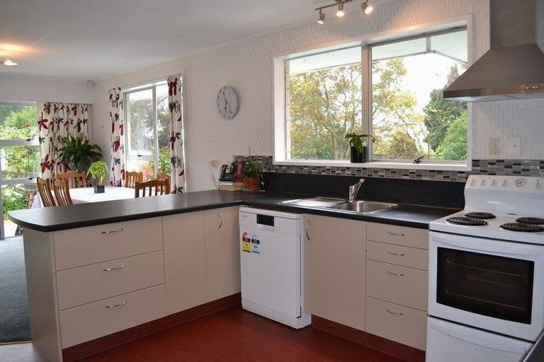 Photo of property in 24 Shortland Road, Oamaru North, Oamaru, 9494