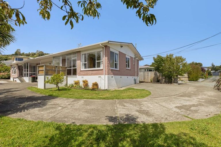 Photo of property in 1/27 Maitland Avenue, Stoke, Nelson, 7011