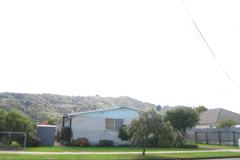 Photo of property in 2/7 Elm Street, Ebdentown, Upper Hutt, 5018