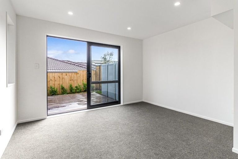 Photo of property in 13 Raupeti Lane, Henderson, 0612
