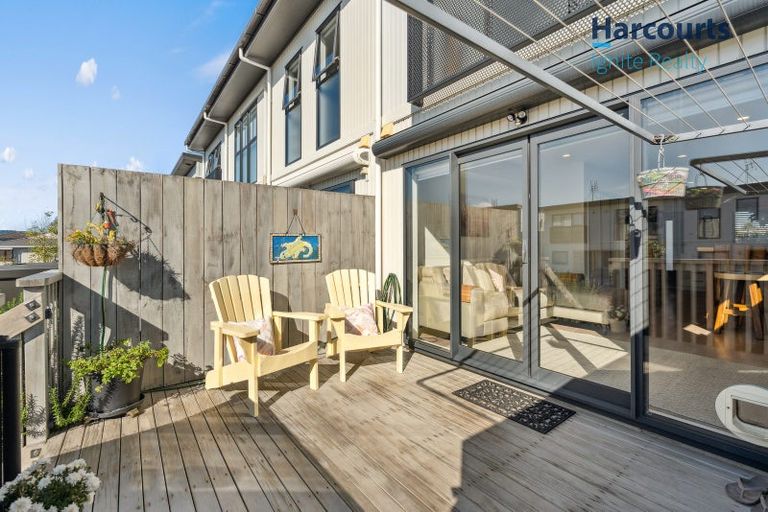 Photo of property in 74a Opaheke Road, Opaheke, Papakura, 2113