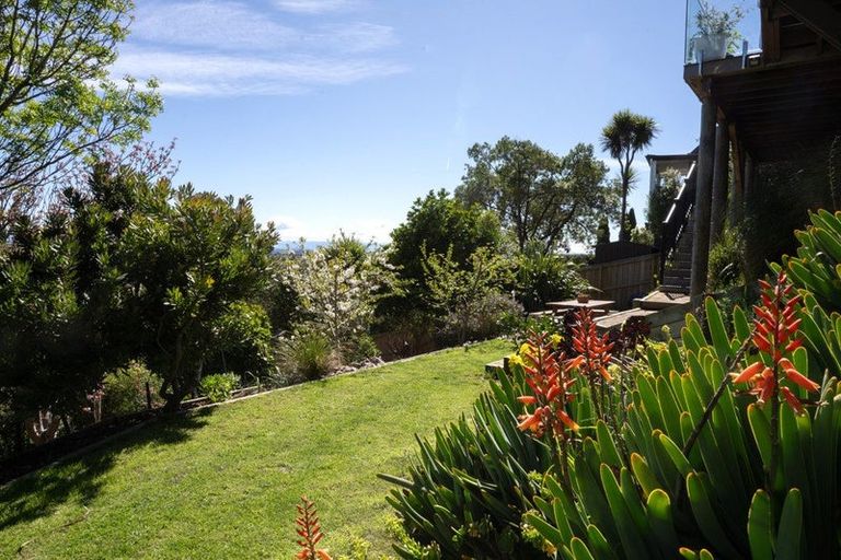 Photo of property in 3 Roland Lane, Mount Pleasant, Christchurch, 8081