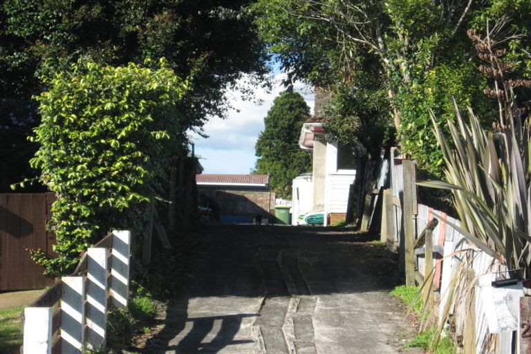 Photo of property in 25 Heybridge Street, Manurewa, Auckland, 2102