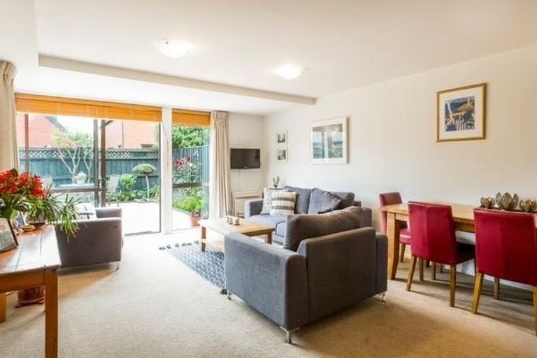 Photo of property in 7/37 Cornwall Street, St Albans, Christchurch, 8014