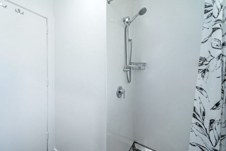 Photo of property in 2/45 Gresford Street, Edgeware, Christchurch, 8013