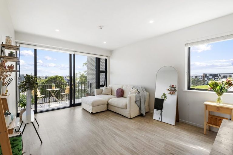 Photo of property in 210/165 Lake Road, Northcote, Auckland, 0627