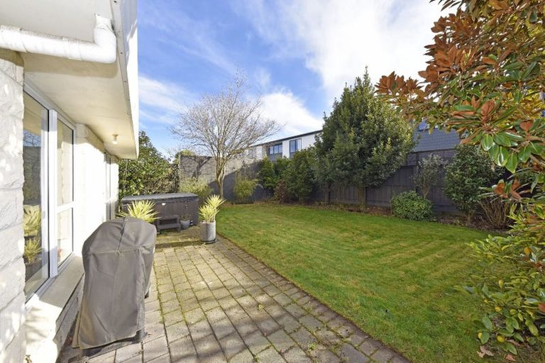 Photo of property in 15b Radnor Street, St Albans, Christchurch, 8014