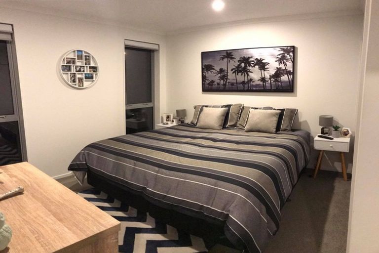 Photo of property in 8 George Square West, Wigram, Christchurch, 8025