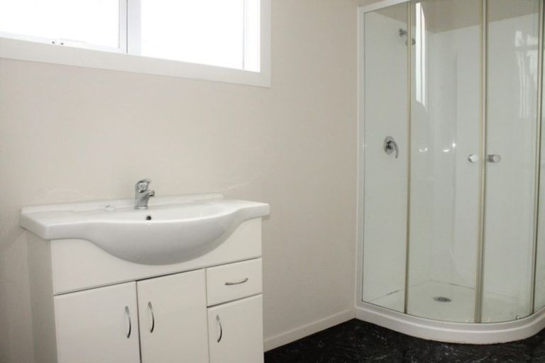 Photo of property in 82- 84 Queen Street, Westport, 7825