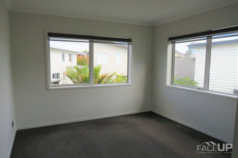 Photo of property in 12 Toheroa Street, Hobsonville, Auckland, 0616