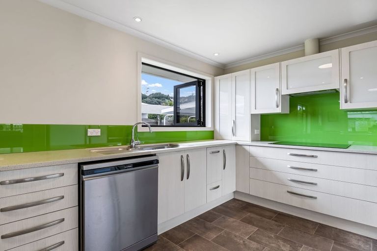 Photo of property in 4 Sisam Place, Whakatane, 3120