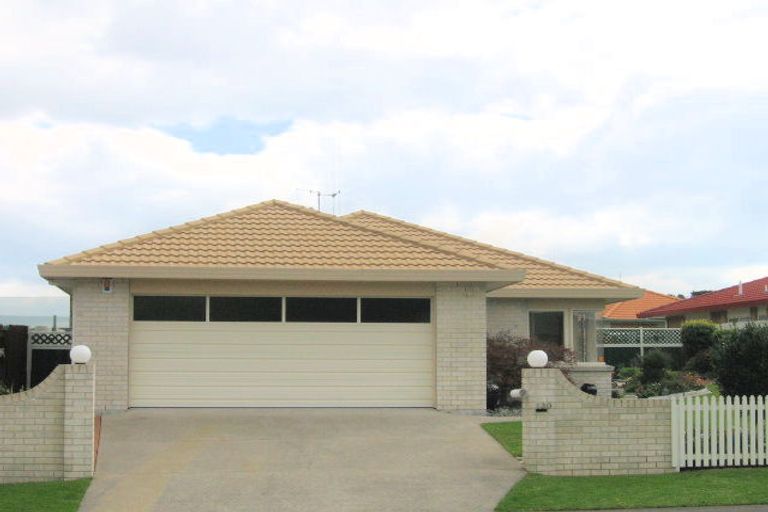 Photo of property in 130 Russley Drive, Mount Maunganui, 3116