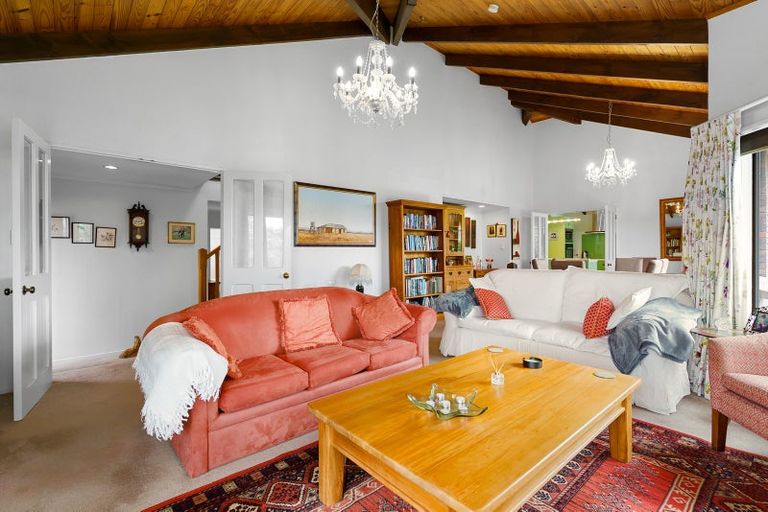 Photo of property in 347 Racecourse Road, Cambridge, 3493