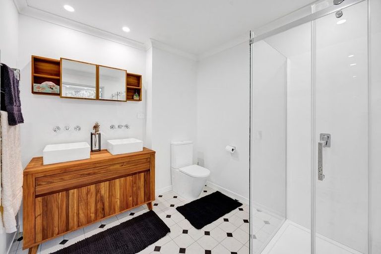 Photo of property in 279 Manutahi Road, Lepperton, New Plymouth, 4372