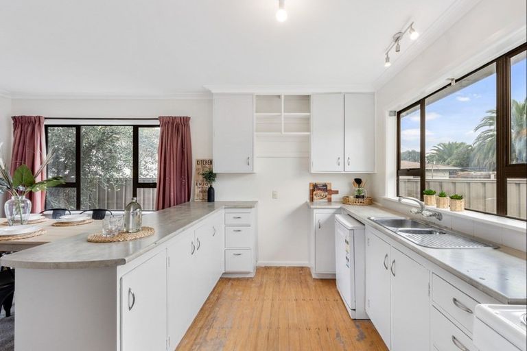 Photo of property in 40 Harold Holt Avenue, Onekawa, Napier, 4110