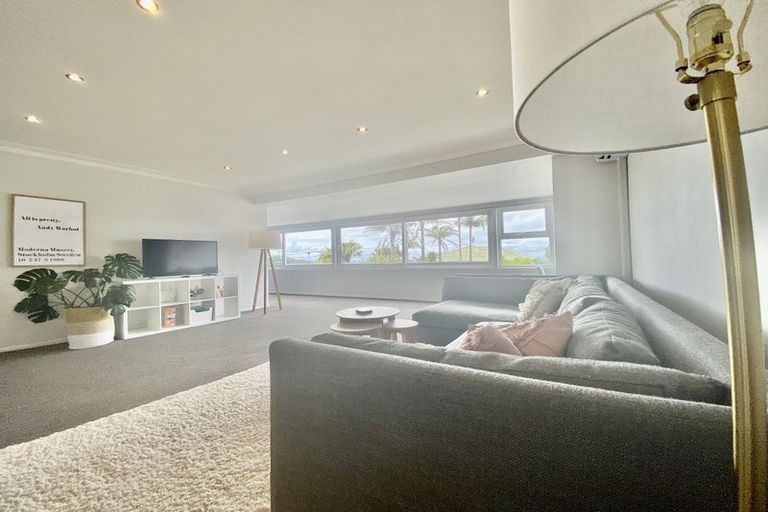 Photo of property in 2/11 Sanders Avenue, Takapuna, Auckland, 0622