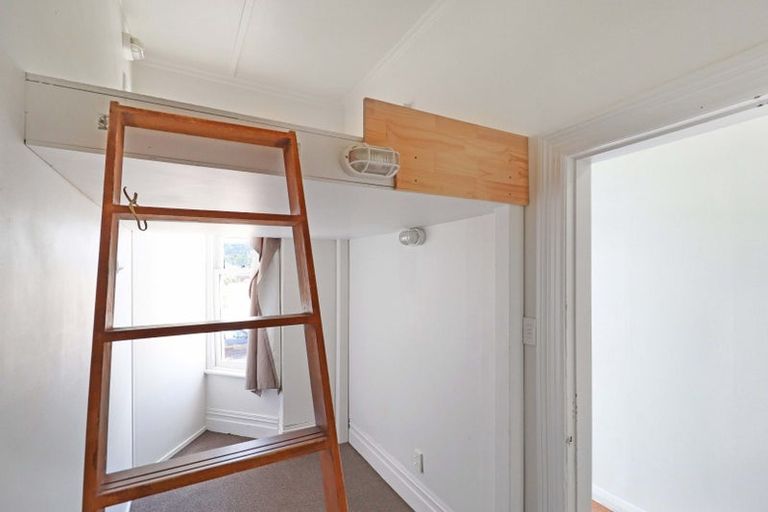 Photo of property in 104 Wallace Street, Mount Cook, Wellington, 6021