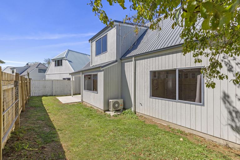 Photo of property in 20 Joshua Lane, Hamilton East, Hamilton, 3216