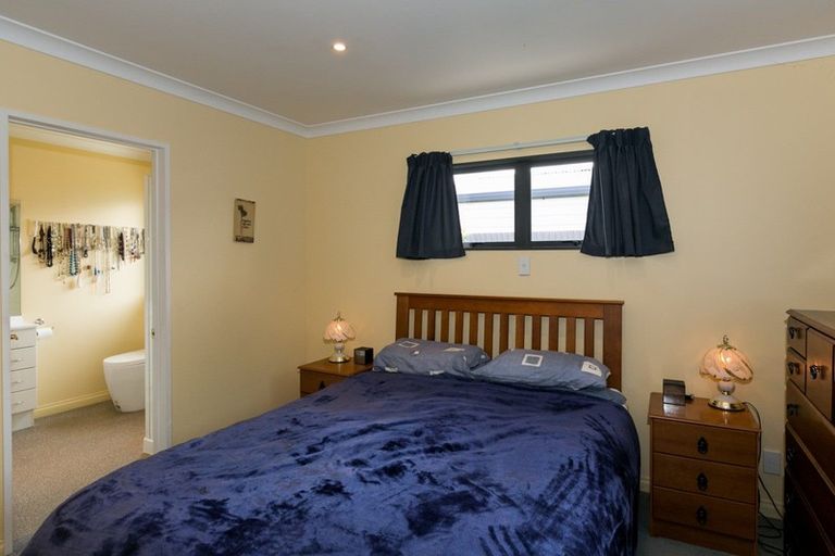 Photo of property in 13b Howard Road, Taradale, Napier, 4112