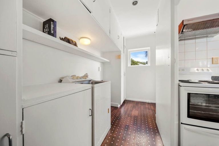 Photo of property in 500 East Coast Road, Windsor Park, Auckland, 0630