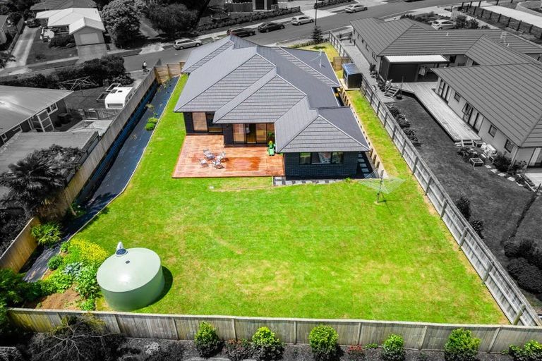 Photo of property in 18 Laurelwood Avenue, Pukekohe, 2120